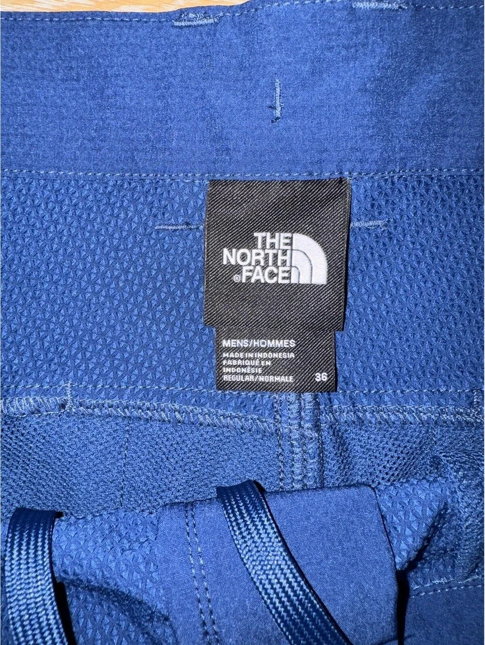 THE NORTH FACE ROLLING SUN Shorts 7” Mens Size 36 Estate Blue Flash Dry